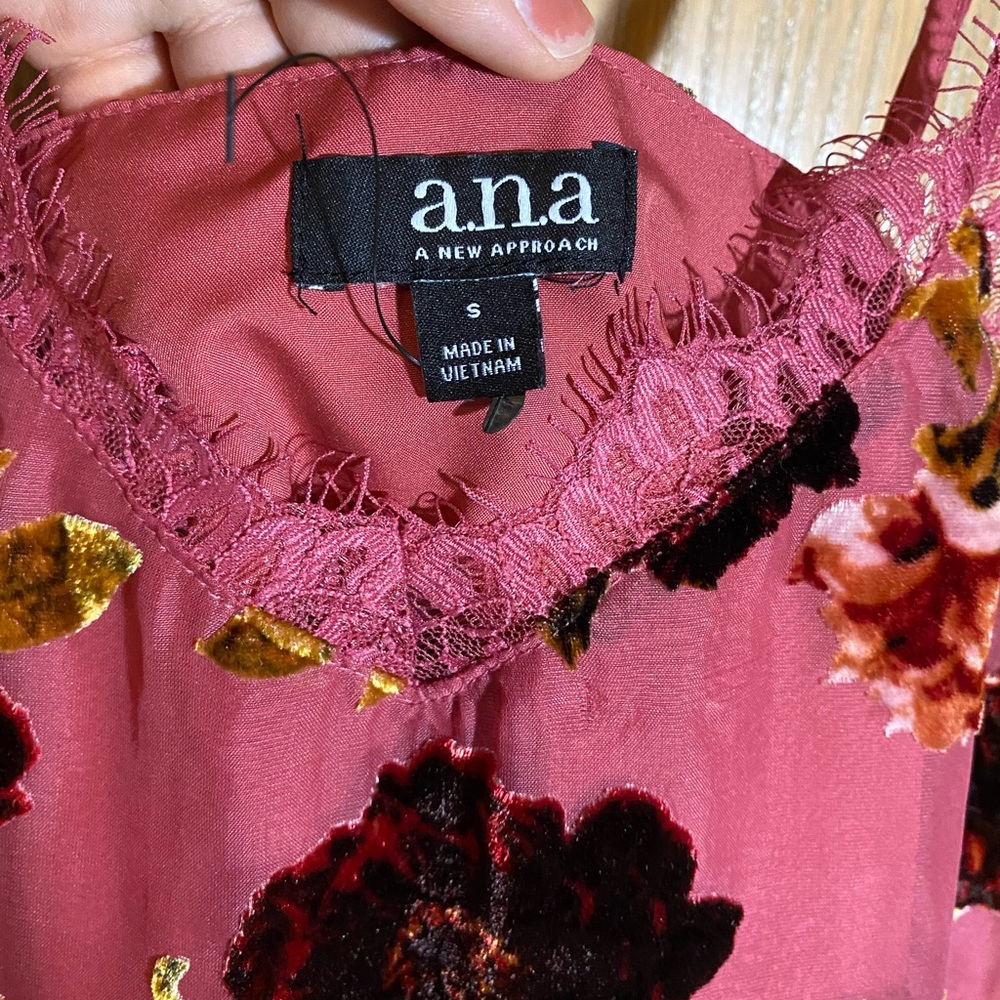 Tank top - Picture 3 of 3